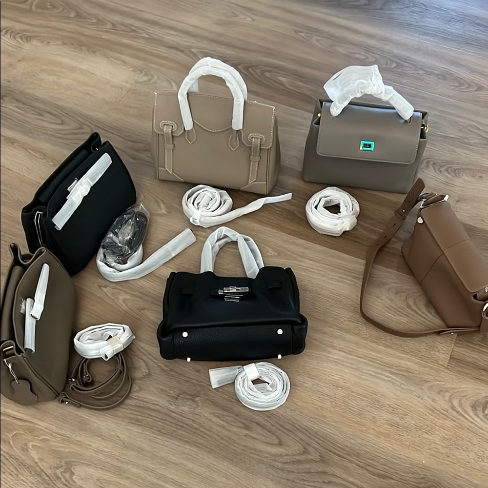 Elegant real leather Women's Handbag with crossbody straps (bundle sell)